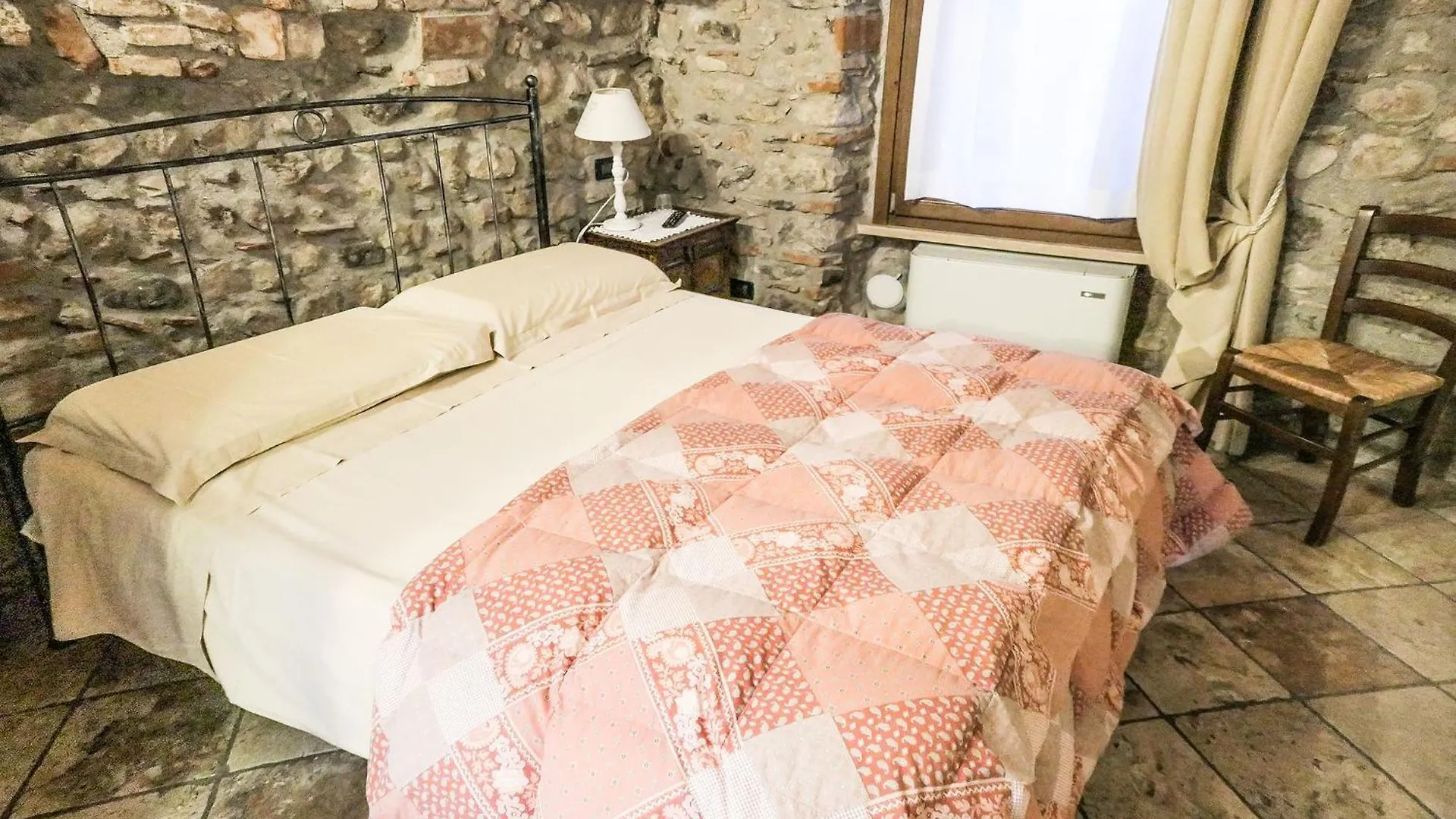 Bed and Breakfast Rustico Di Benellini Angela Polpenazze del Garda Itálie