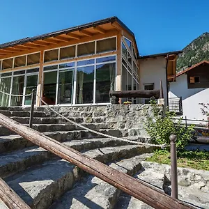 - Bormio - Livigno - Santa Caterina - Stelvio Hostel