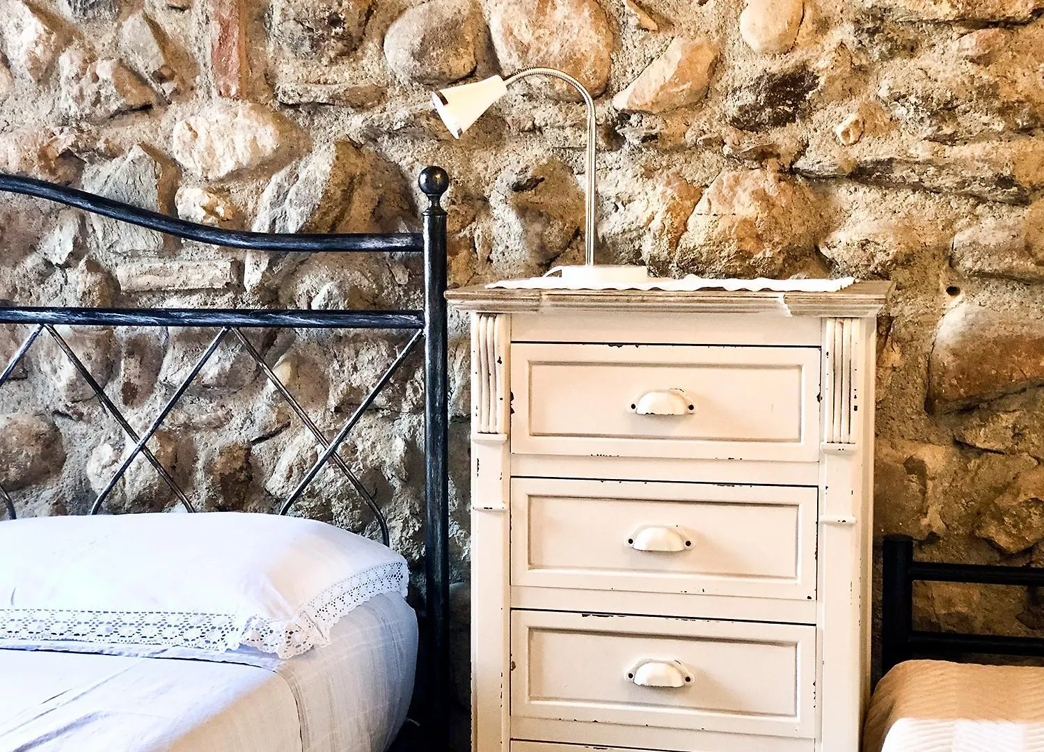 Rustico Di Benellini Angela Bed and Breakfast Polpenazze del Garda Bed & Breakfast